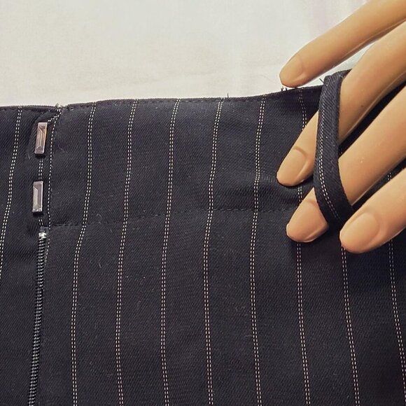 New York & Co., Not Worn, Women's Pinstripe Skirt, Size 12 - Picture 6 of 8